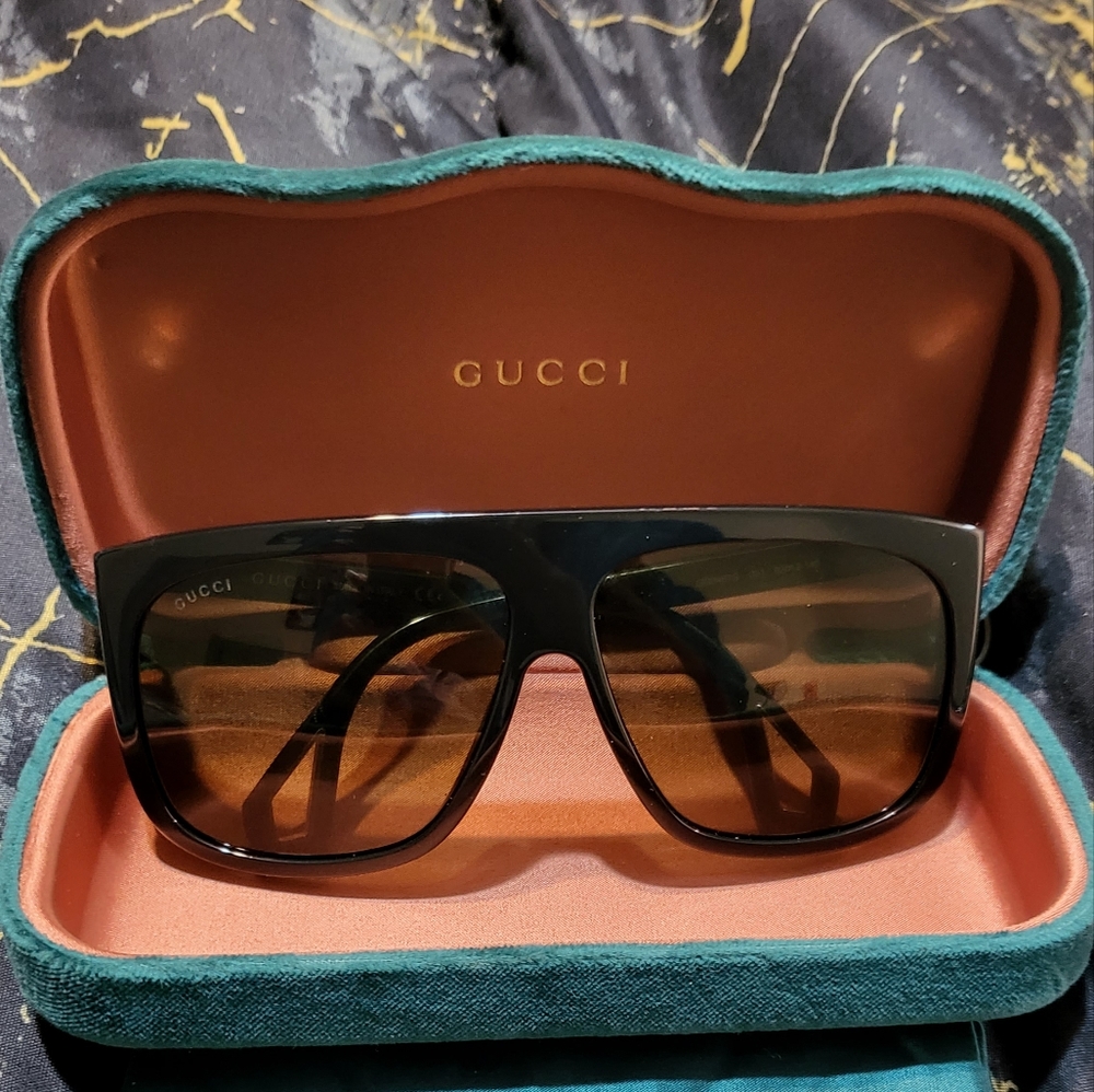 Gucci sunglasses